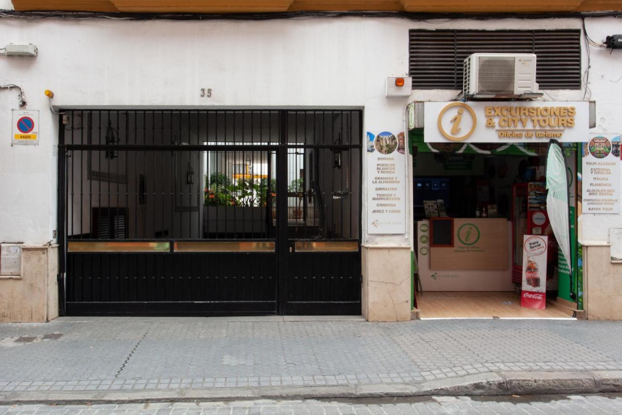 Pikis Center 1 Apartamento Sevilla